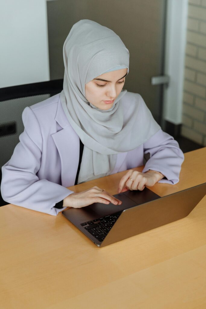 Al Suffah Online Quran Academy students asking about online Quran